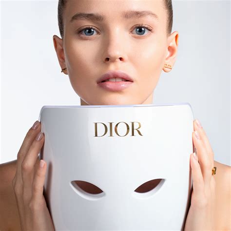 designer face mask dior.